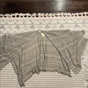 Gray and Cream Knit Shawl Scarf